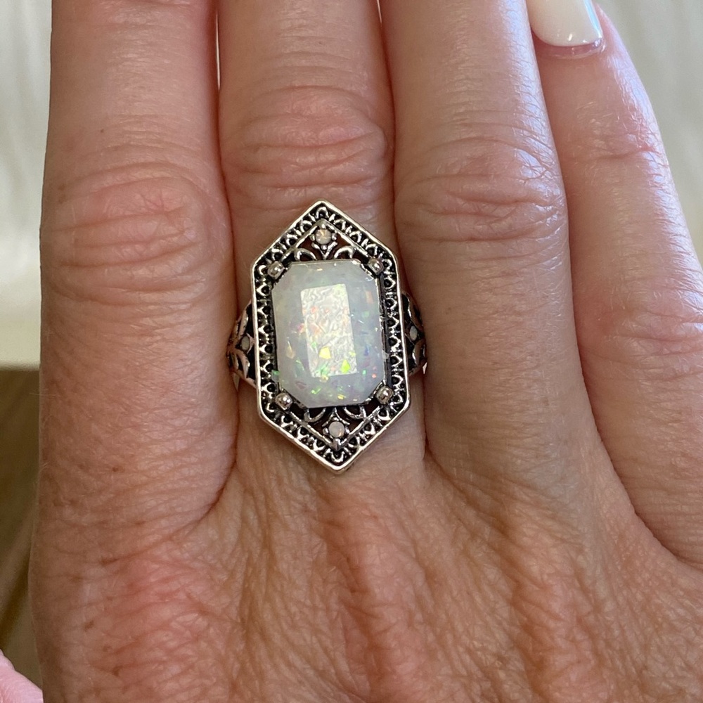 🔥3/$25🔥Sterling Silver Victorian Fire Opal Ring - Picture 5 of 9